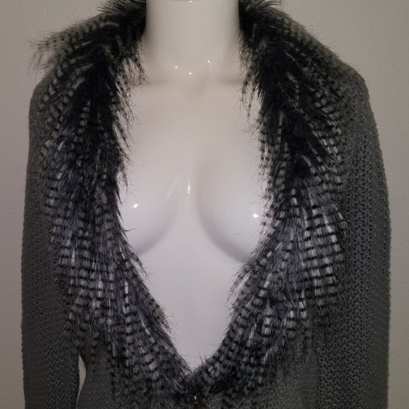 Matilda by True Love Gray Knit Cardigan Feathers Size Small - Picture 2 of 10